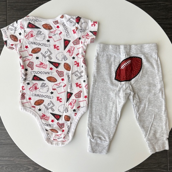 Kansas City Chiefs Baby Bundle 6 Months - Picture 12 of 16